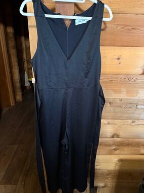Line & Dot Black Sleeveless V-Neck Jumpsuit
